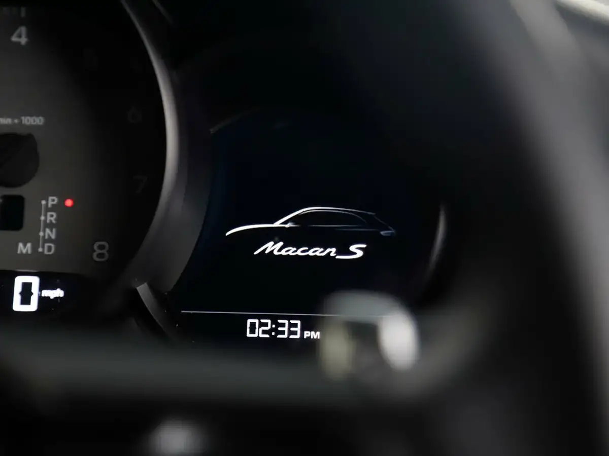 2024-porsche-macan-29-v6-s-big-19