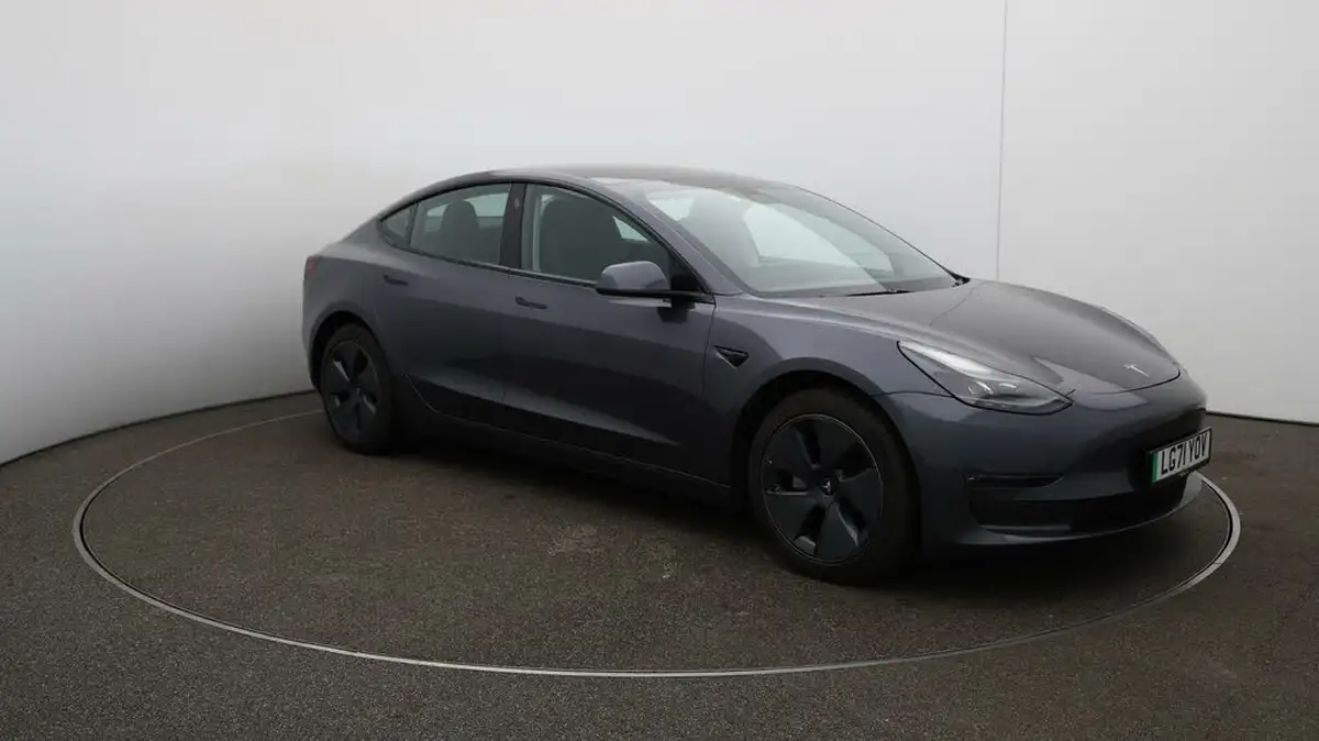 2021-tesla-model-3-e-long-range-awd-big-1