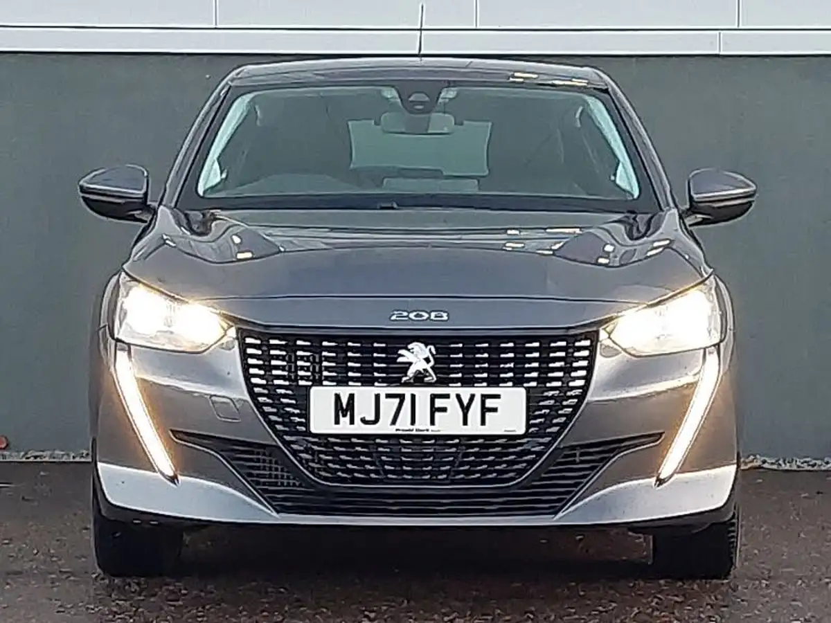 2021-peugeot-208-12-puretech-active-premium-100bhp-eat8-big-17