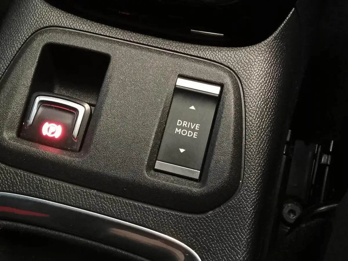 2021-vauxhall-corsa-e-sri-nav-premium-74kw-big-17