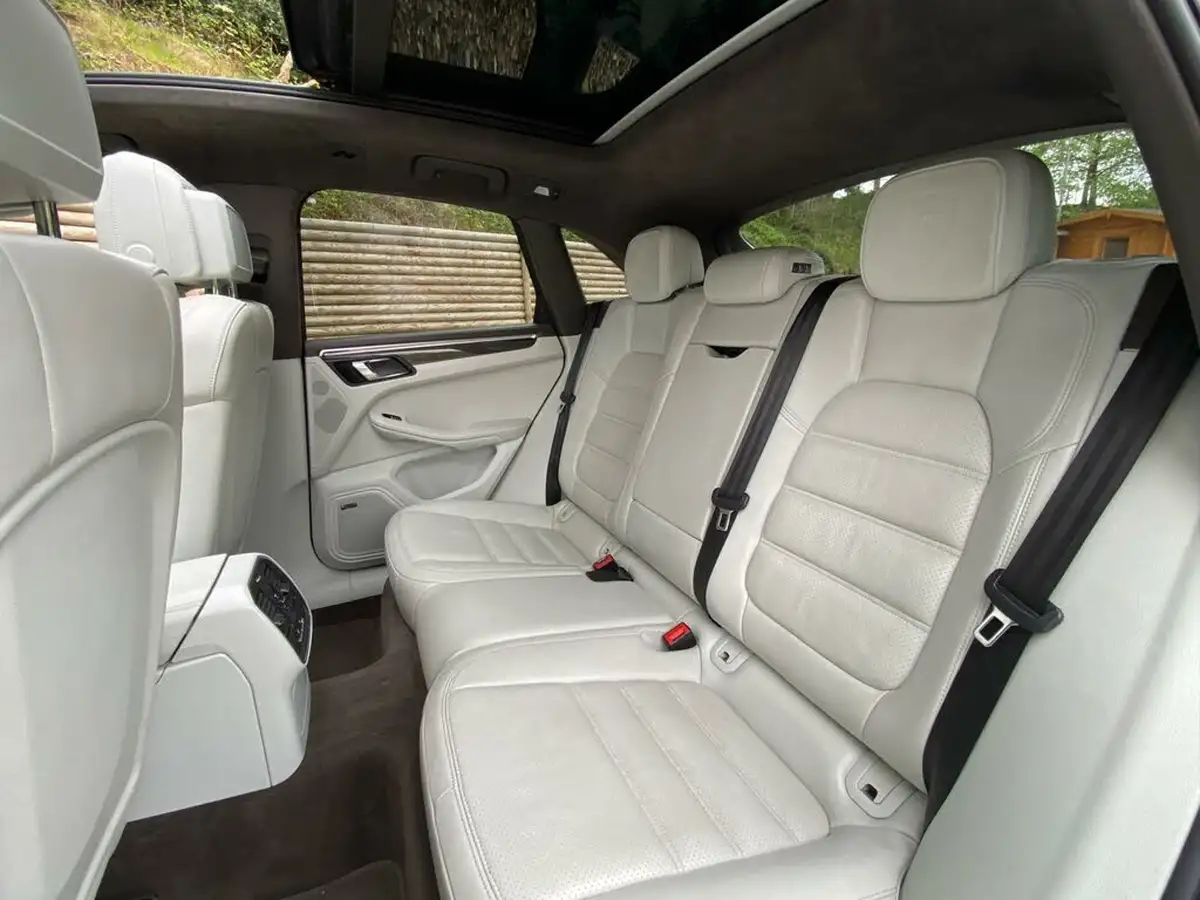 2016-porsche-macan-36-turbo-400ps-awd-big-34