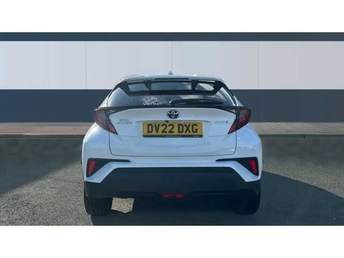 2022-toyota-c-hr-18-vvt-i-design-big-5