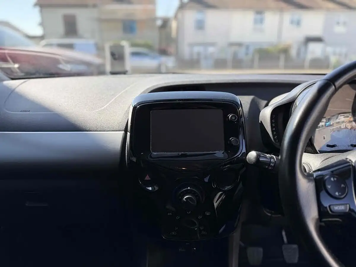 2017-citroen-c1-12-puretech-flair-5d-big-13
