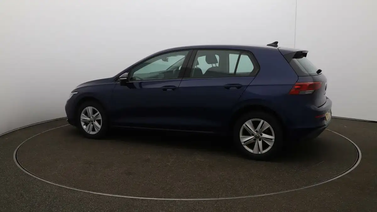 2022-volkswagen-golf-15-tsi-life-130ps-hatchback-big-39