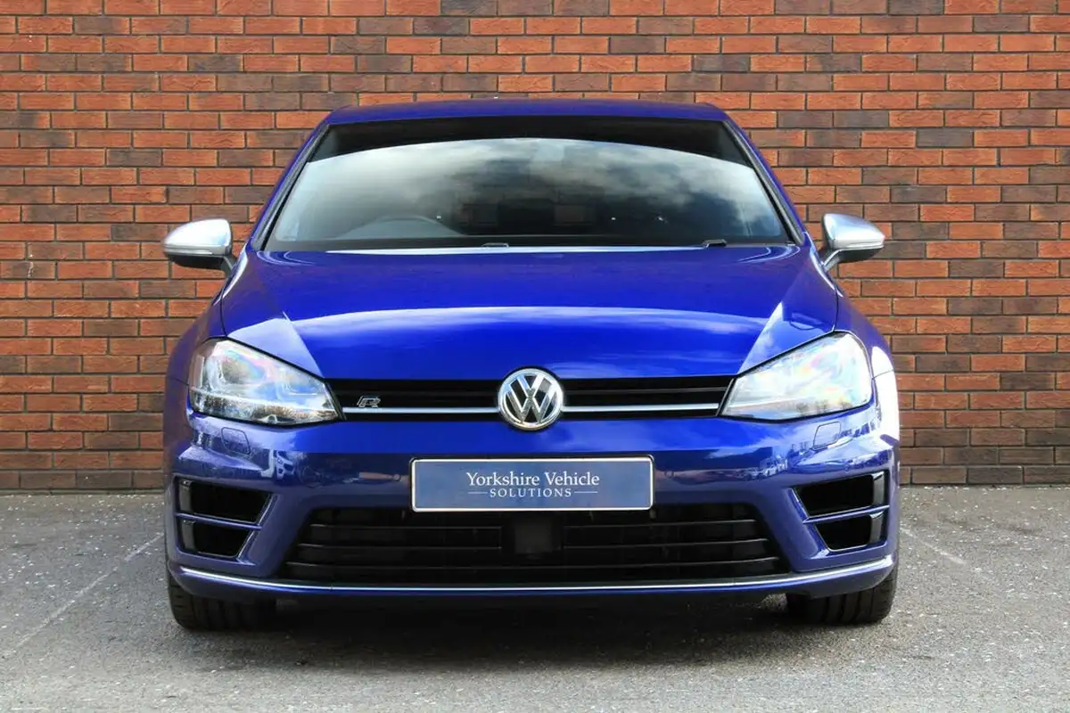 2016-volkswagen-golf-20-tsi-r-4motion-bmt-ss-hatchback-5d-dsg-big-36