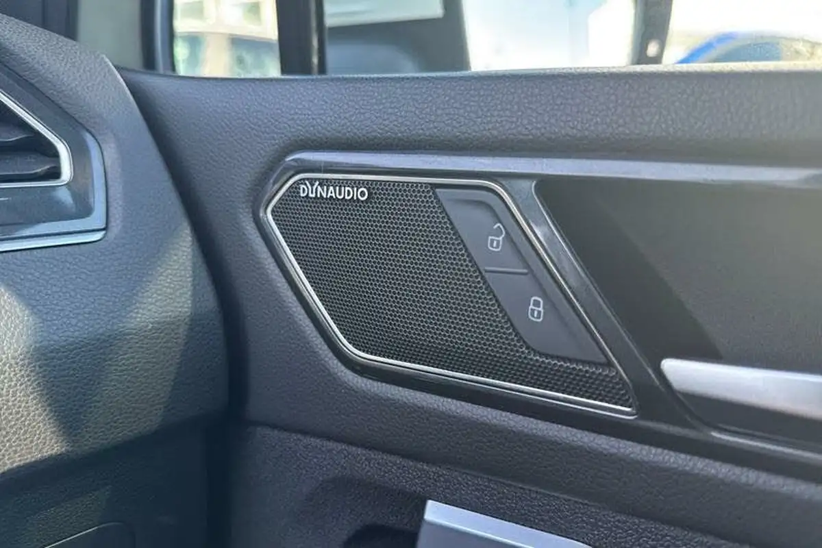 2017-volkswagen-tiguan-20-tsi-r-line-dsg-big-29