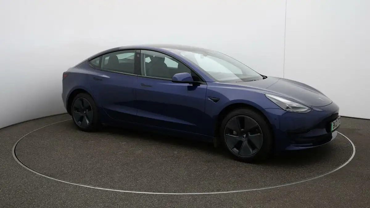 2021-tesla-model-3-e-standard-plus-big-37