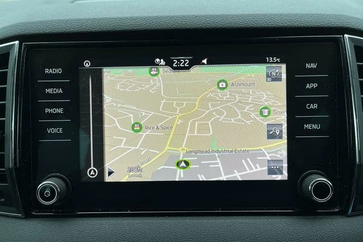 2021-skoda-karoq-15-tsi-se-technology-dsg-big-23