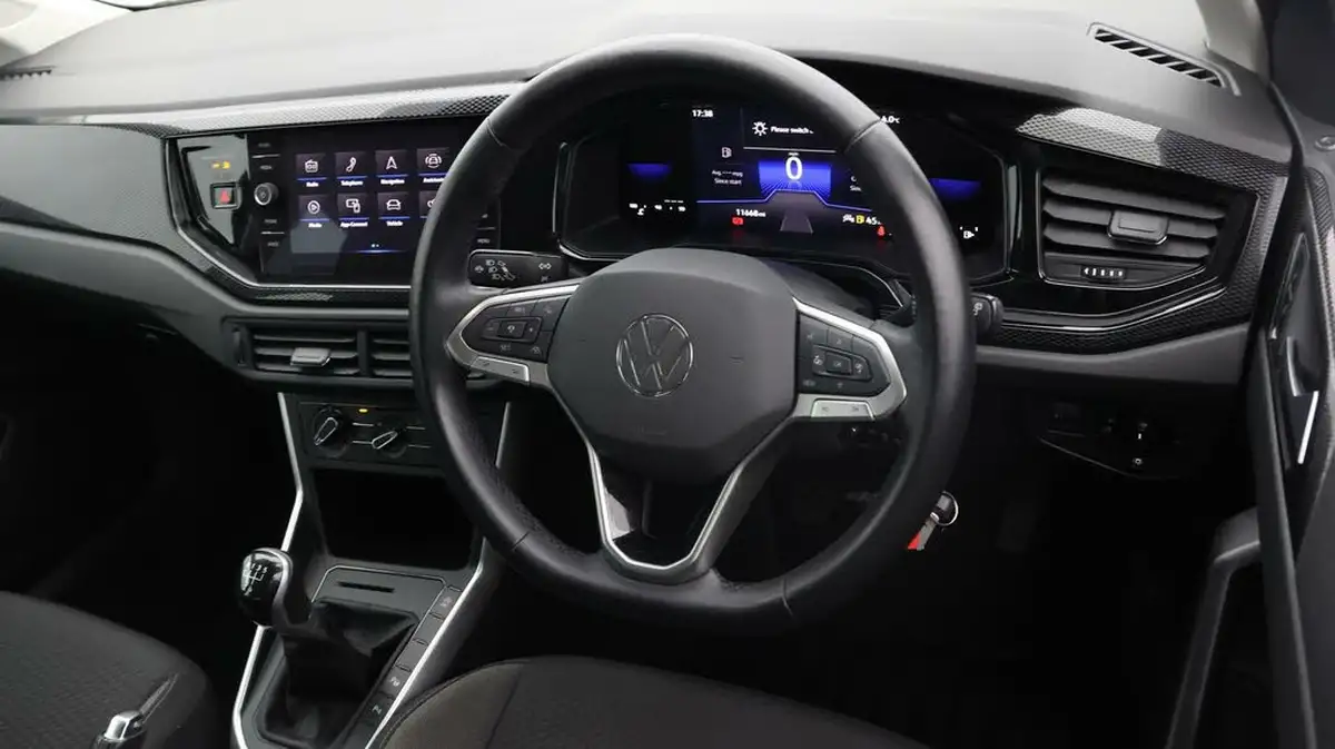 2022-volkswagen-taigo-10-tsi-life-95ps-big-8