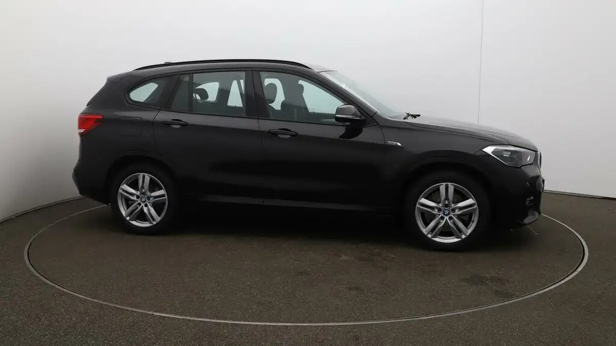 2022-bmw-x1-15-xdrive-25e-phev-m-sport-big-42