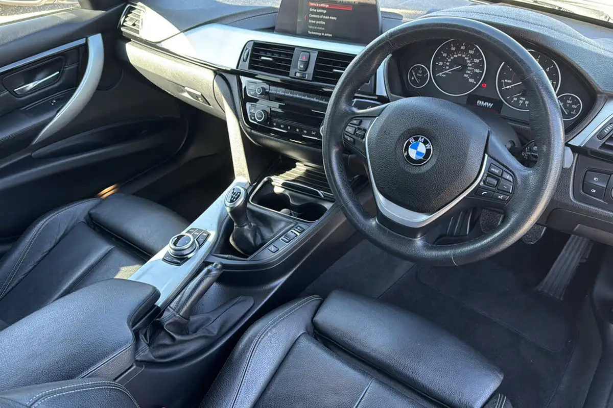2018-bmw-3-series-20td-316d-se-saloon-4d-big-8