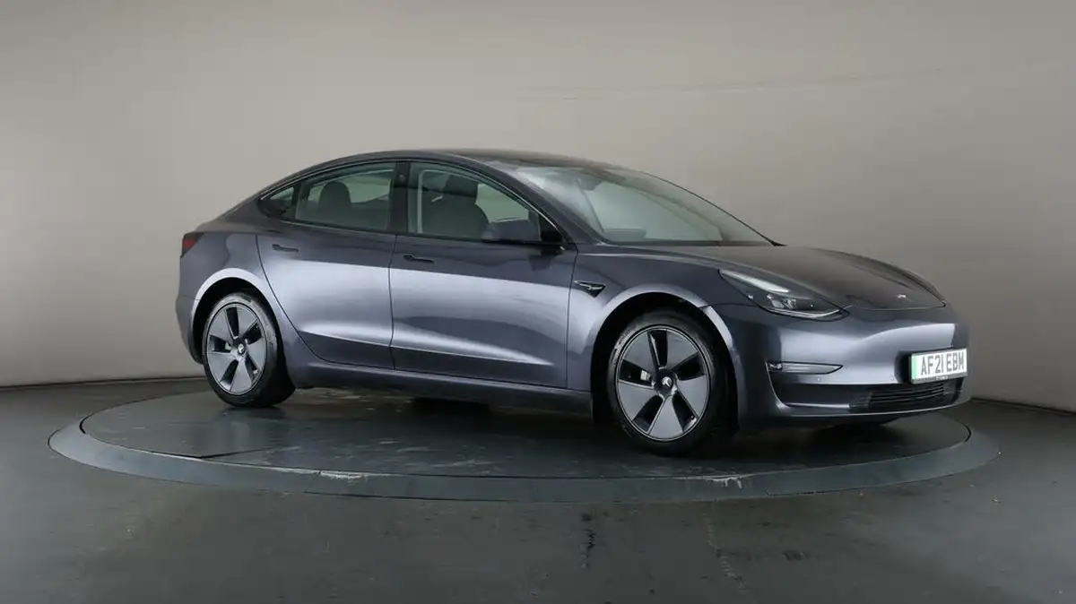2021-tesla-model-3-e-long-range-4x4-big-47