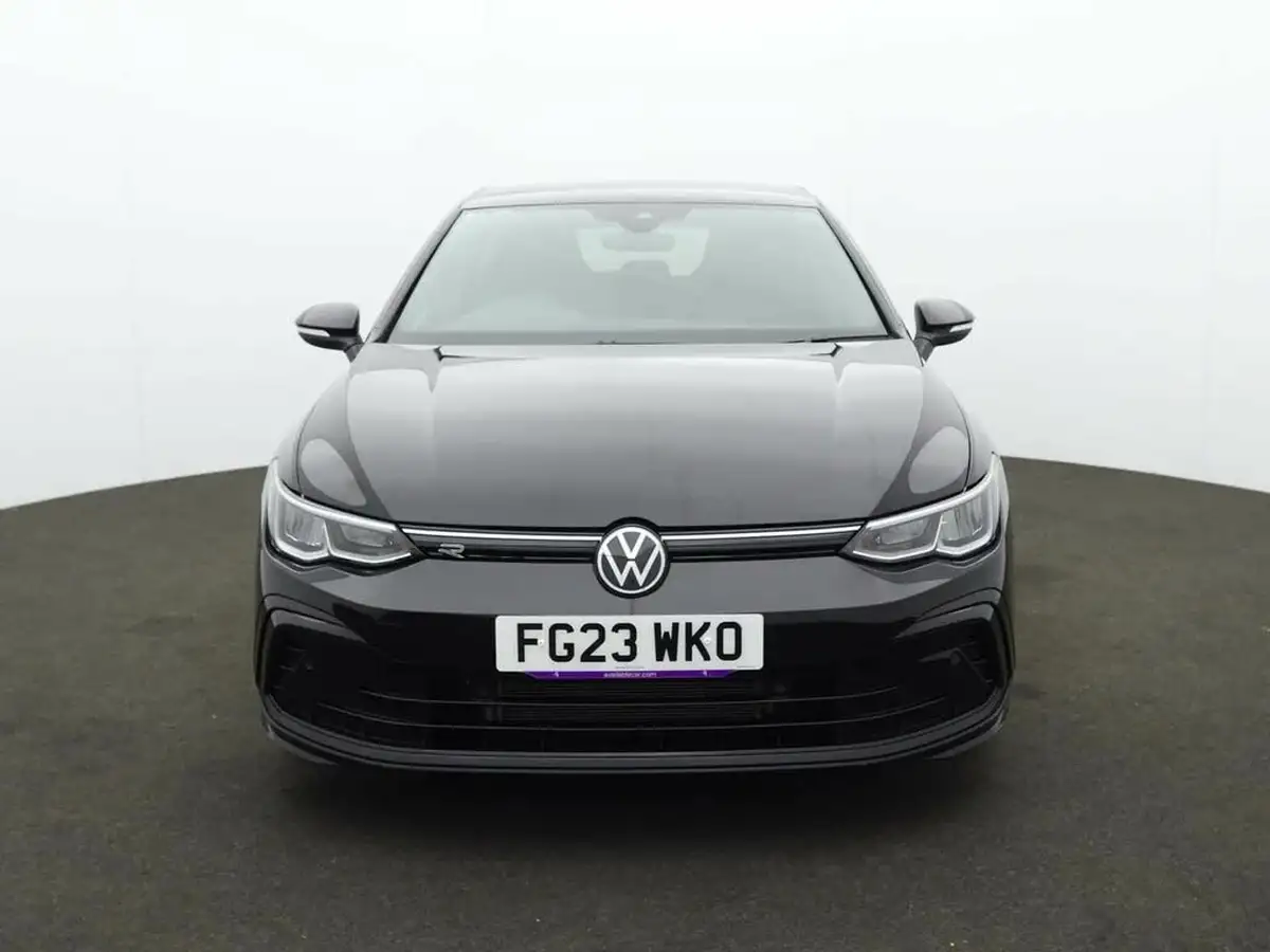 2023-volkswagen-golf-15-etsi-r-line-hatchback-big-1