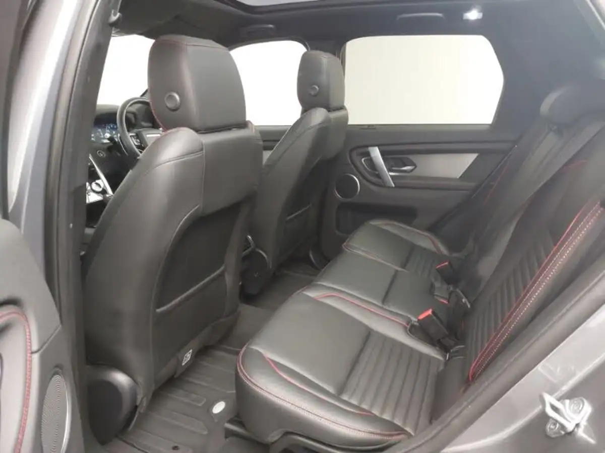2021-land-rover-discovery-sport-15-p300e-r-dynamic-se-big-11