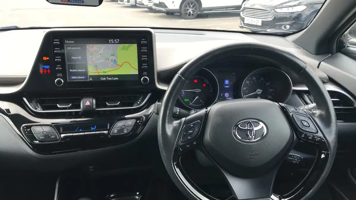2021-toyota-c-hr-18-vvt-i-excel-big-5