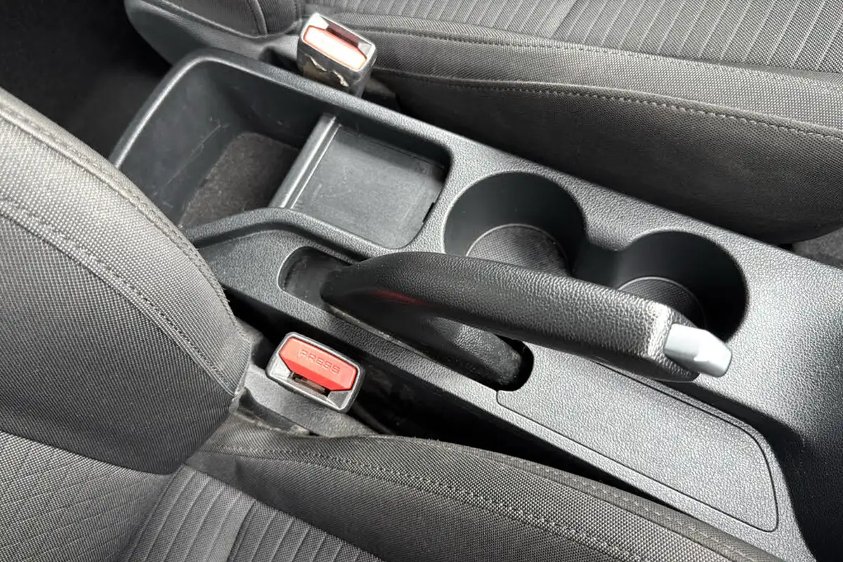 2021-hyundai-i20-10-t-gdi-se-connect-eclutch-imt-big-42