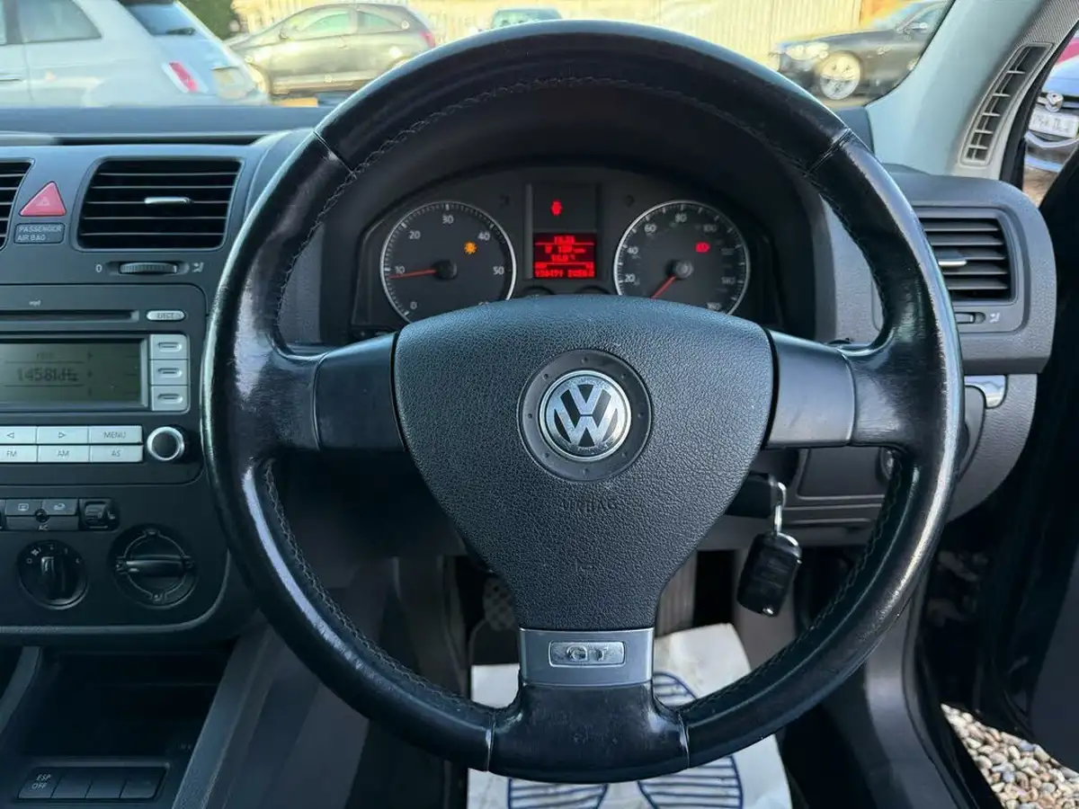 2008-volkswagen-golf-20td-gt-140ps-5d-big-24