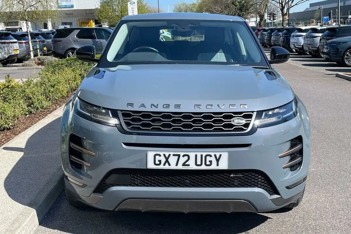 2022-land-rover-range-rover-evoque-15-p300e-r-dynamic-s-big-13