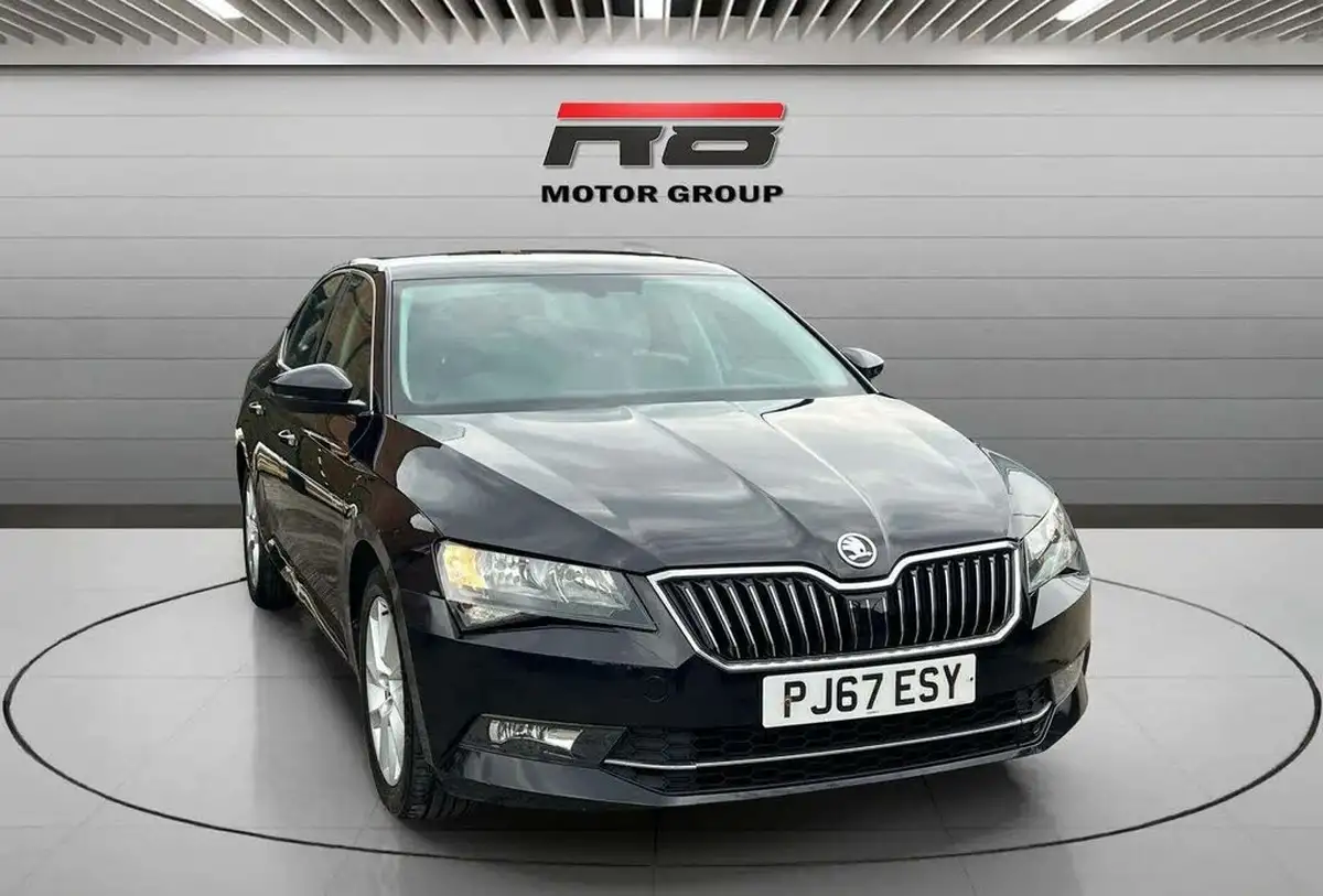 2017-skoda-superb-14-tsi-act-se-hatchback-dsg-big-9