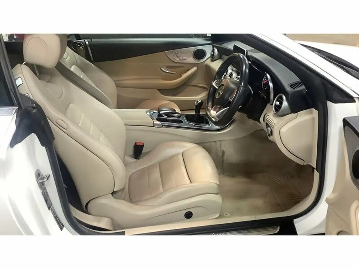 2018-mercedes-benz-c-class-20-c200-amg-line-ss-cabriolet-2d-big-5