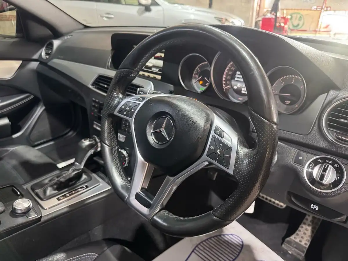 2015-mercedes-benz-c-class-21cdi-c220-cdi-amg-sport-edition-premium-plus-coupe-2d-7g-tronic-plus-big-17