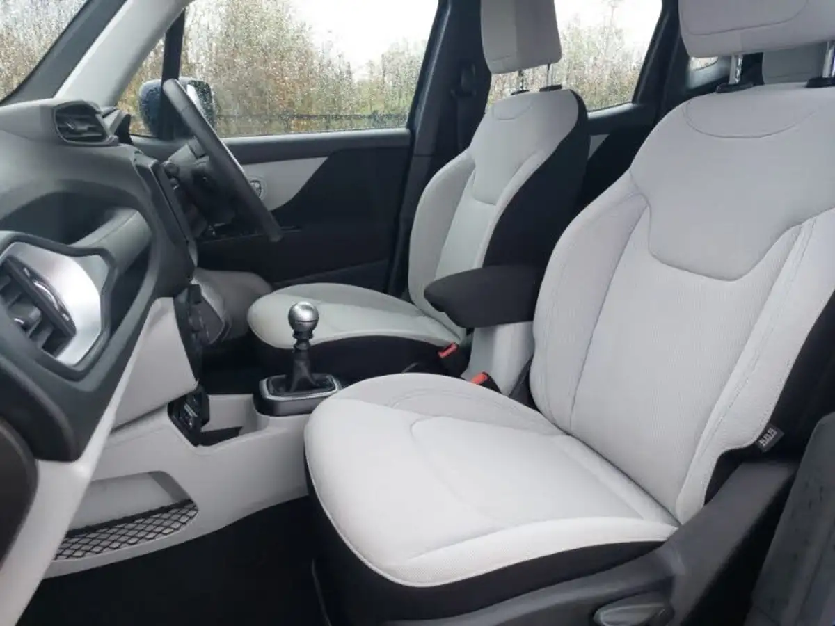 2019-jeep-renegade-10-gse-longitude-big-4