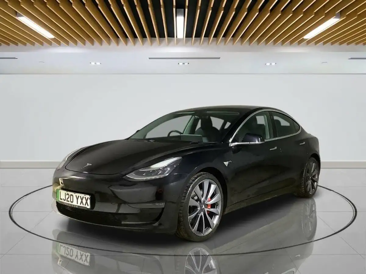 2020-tesla-model-3-e-performance-big-3