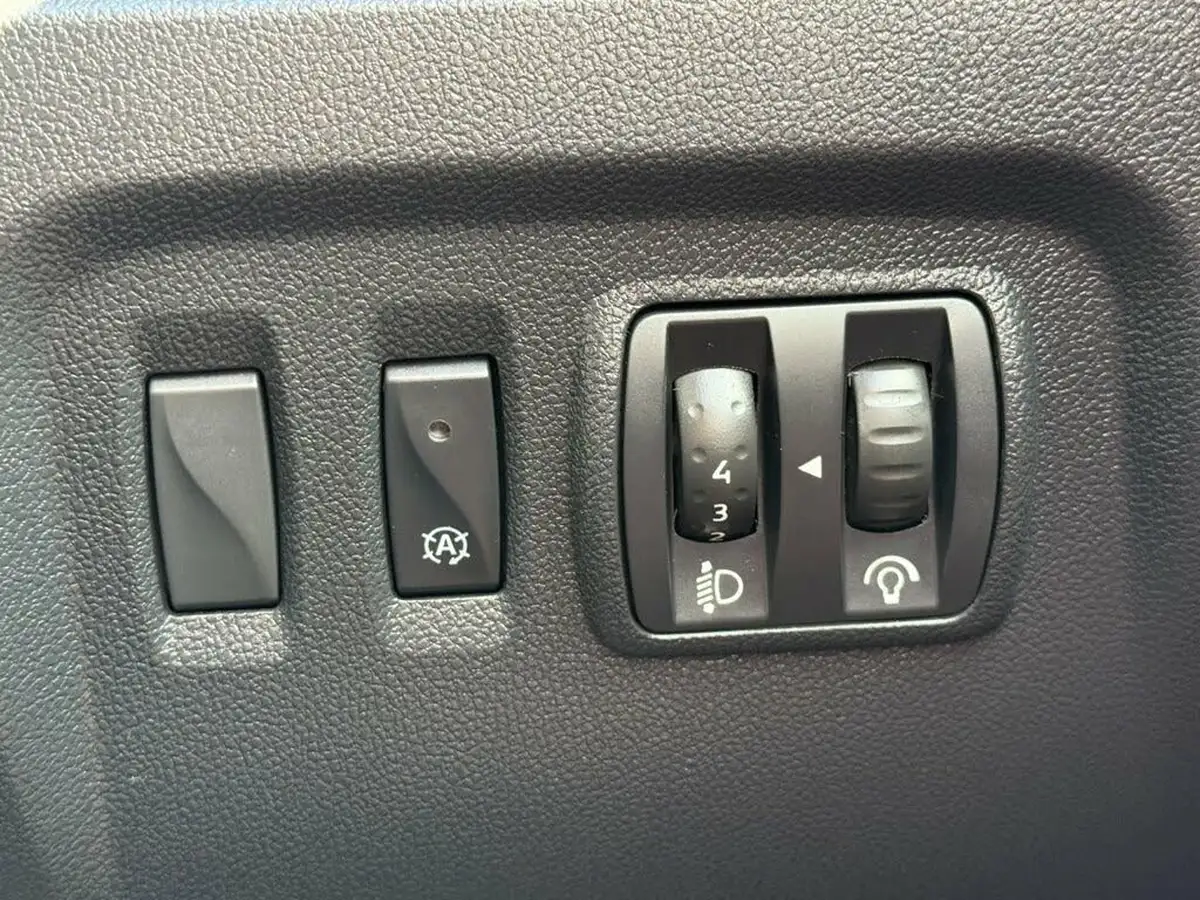 2018-renault-captur-12-tce-dynamique-s-nav-big-31