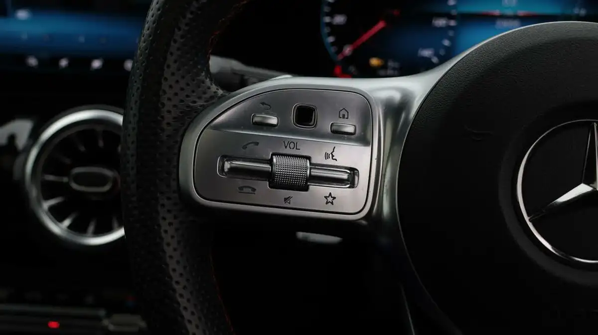 2021-mercedes-benz-eqa-e-eqa-250-amg-line-premium-plus-big-24