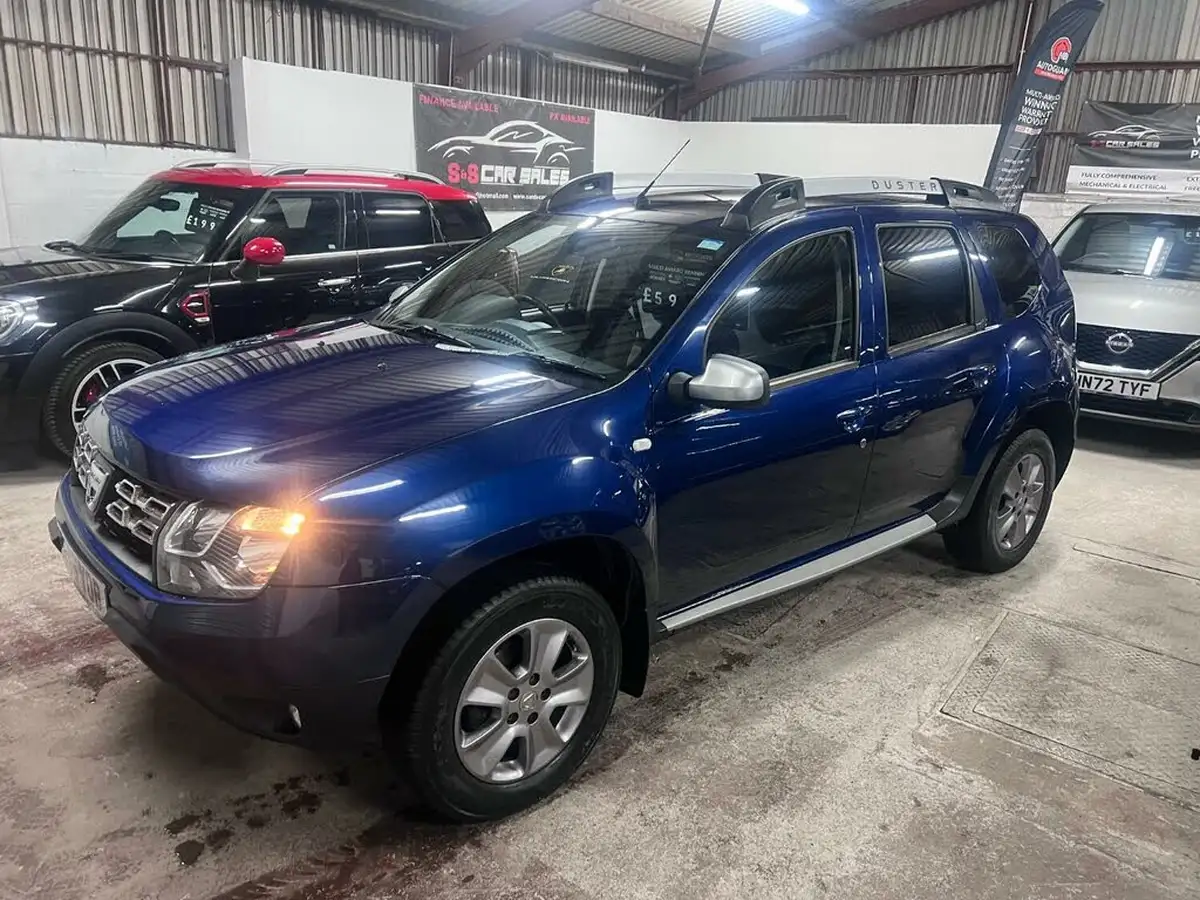 2017-dacia-duster-15dci-laureate-110bhp-4x4-ss-station-wagon-5d-big-10