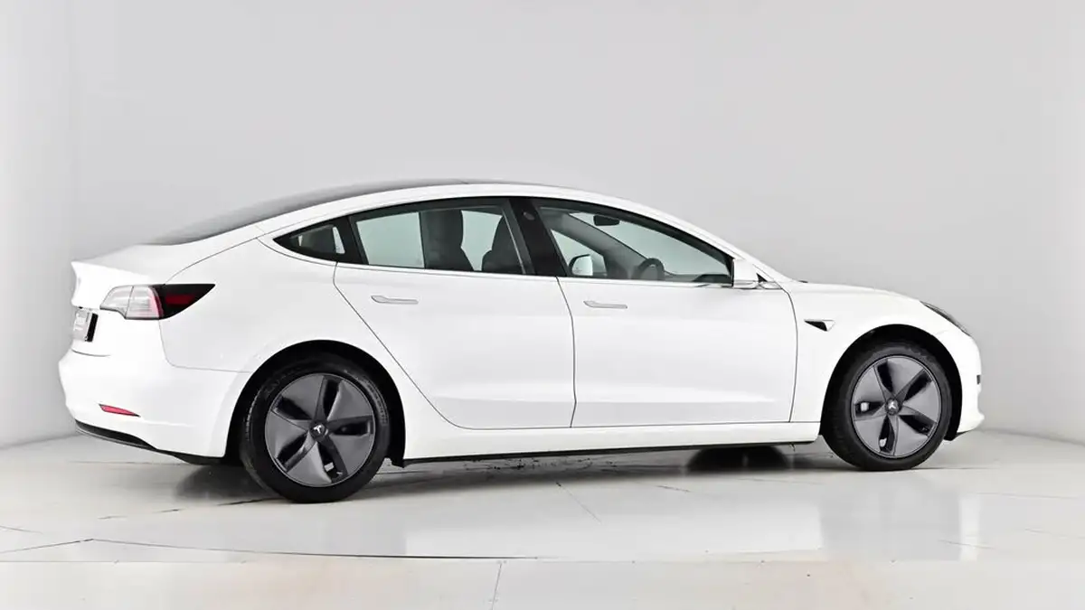 2020-tesla-model-3-e-standard-plus-big-75