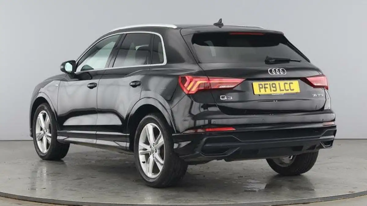 2019-audi-q3-15-35-tfsi-s-line-cod-station-wagon-1498cc-big-2
