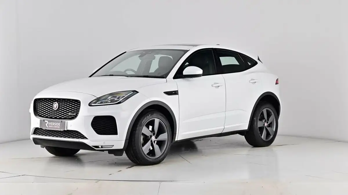 2020-jaguar-e-pace-20-i4d-chequered-flag-180ps-big-57