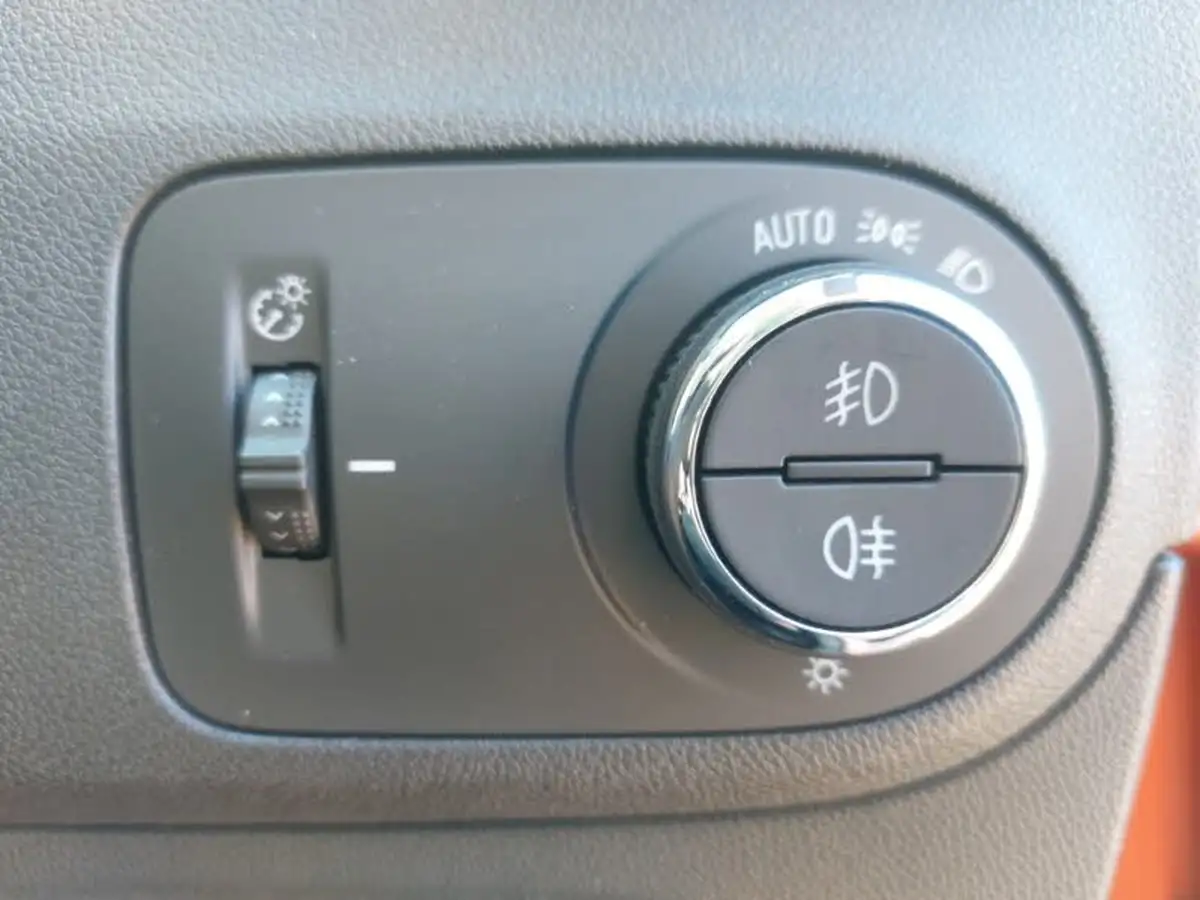 2022-vauxhall-crossland-12-ultimate-130ps-auto-big-11