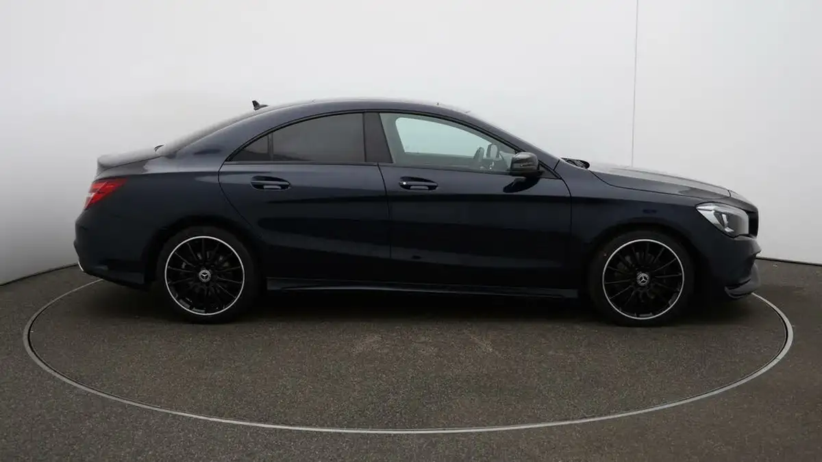 2018-mercedes-benz-cla-21d-cla-220-amg-line-coupe-4d-big-42