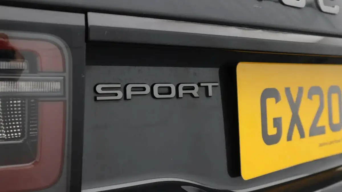 2020-land-rover-discovery-sport-20-d240-r-dynamic-se-big-22
