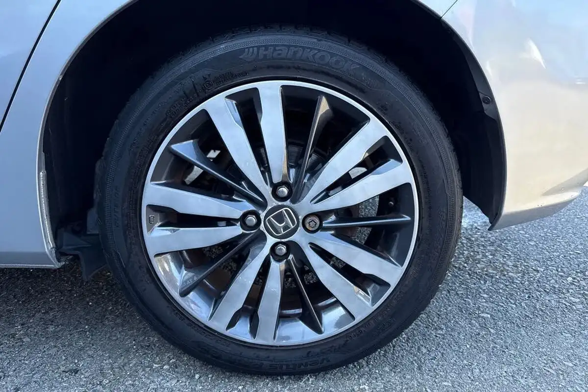 2019-honda-jazz-13-i-vtec-ex-cvt-big-13