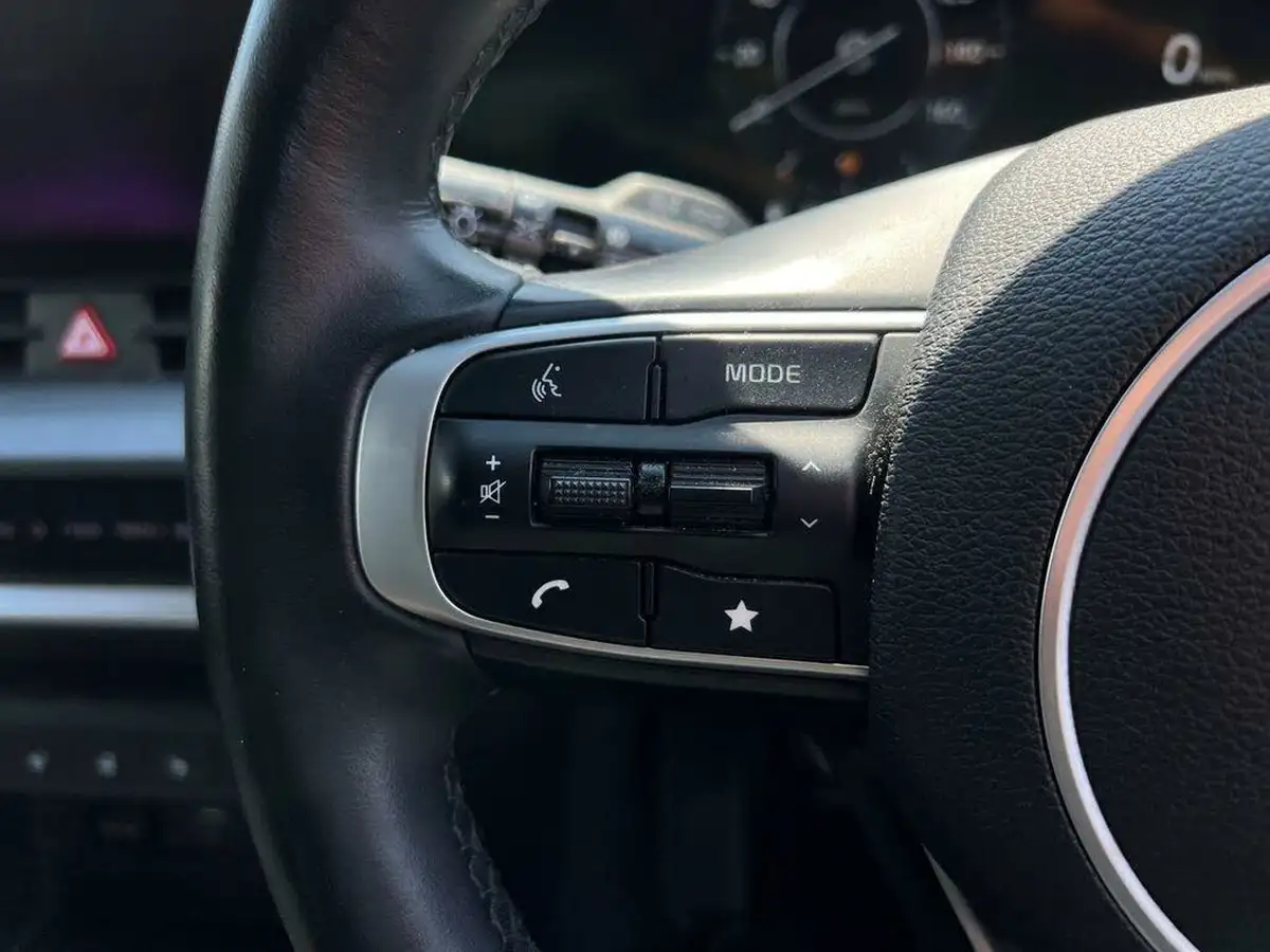 2022-kia-sportage-16-t-gdi-launch-edition-big-13