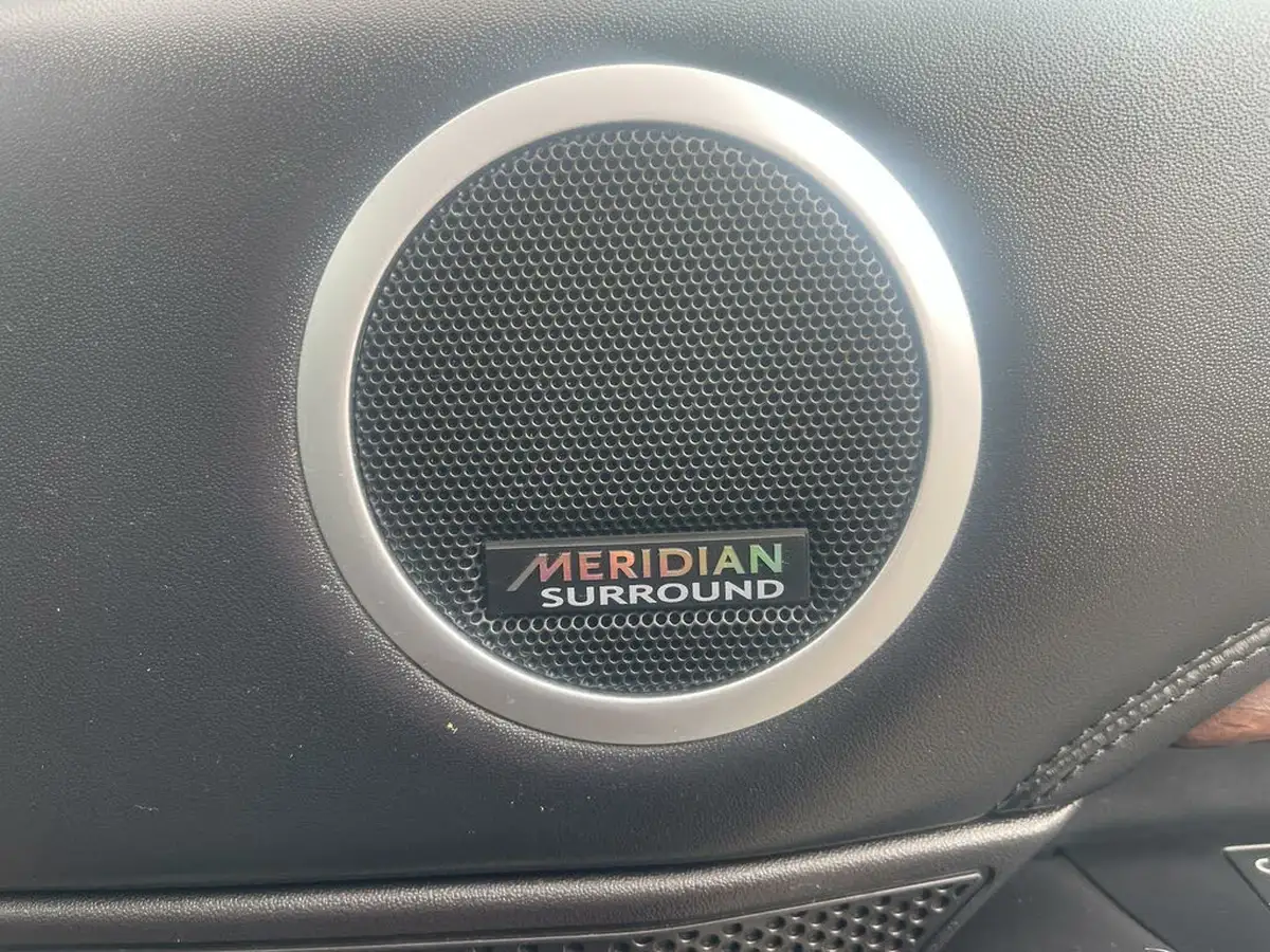 2018-land-rover-discovery-30td6-hse-luxury-big-53