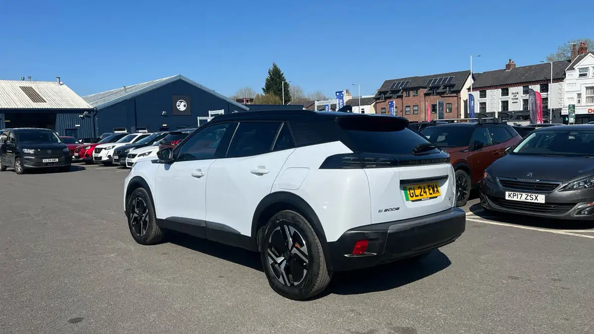 2024-peugeot-2008-suv-e-gt-156ps-54kwh-big-4