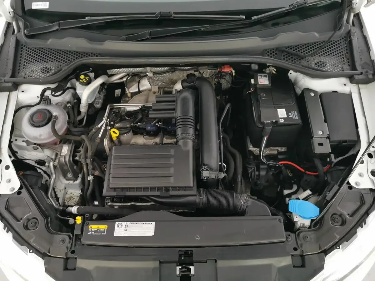 2017-seat-leon-14-ecotsi-fr-technology-hatchback-5d-big-31