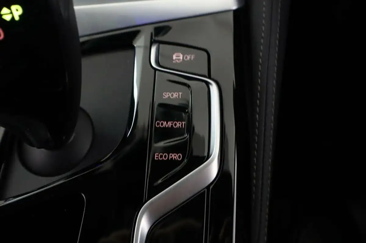 2022-bmw-5-series-20td-520d-m-sport-mht-saloon-4d-big-20