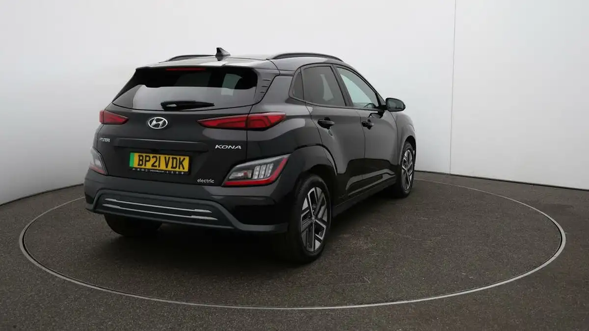2021-hyundai-kona-e-premium-204ps-64kwh-7kw-obc-big-50