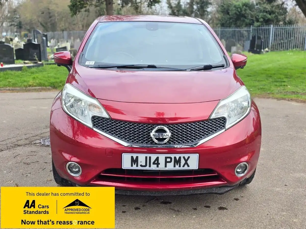 2014-nissan-note-12-tekna-cvt-big-1