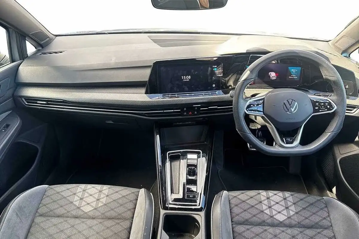 2023-volkswagen-golf-15-etsi-r-line-hatchback-big-9