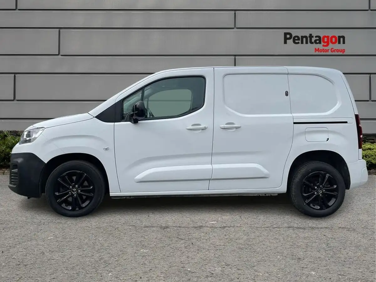 2021-citroen-berlingo-15bluehdi-1000-driver-100pseu6dt-e-ss-big-11