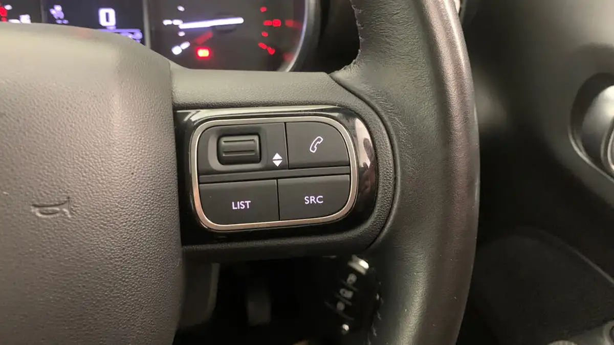 2019-citroen-c3-aircross-15bluehdi-feel-big-17
