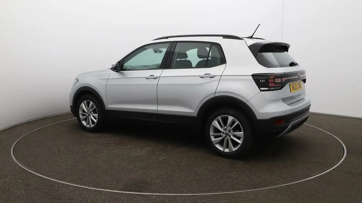 2021-volkswagen-t-cross-10-tsi-se-115ps-big-27