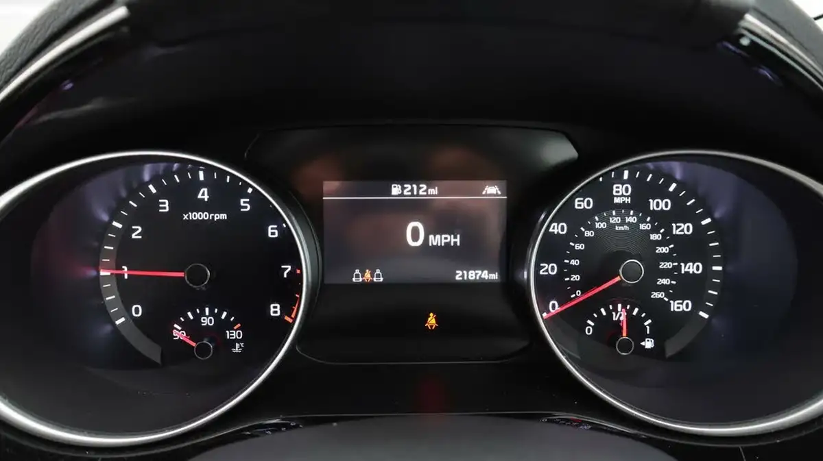 2022-kia-xceed-10-t-gdi-connect-big-10
