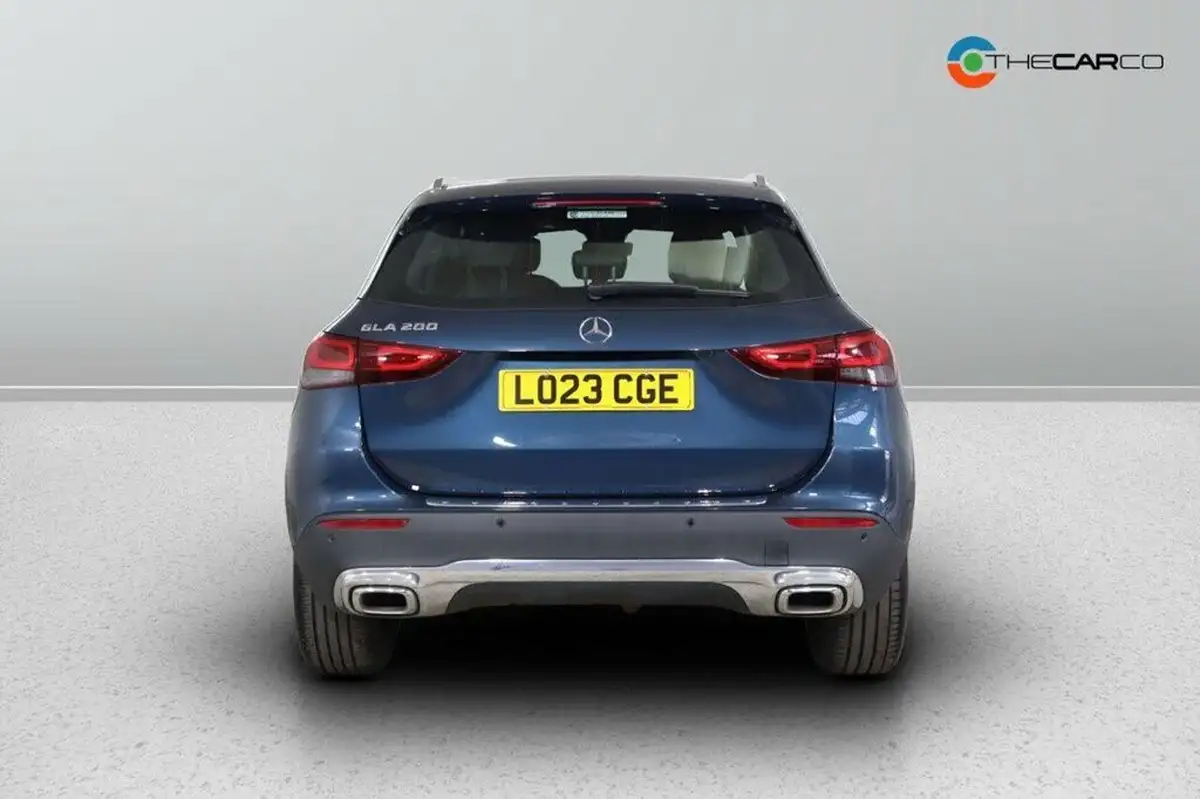 2023-mercedes-benz-gla-class-13-gla-200-sport-executive-station-wagon-big-4